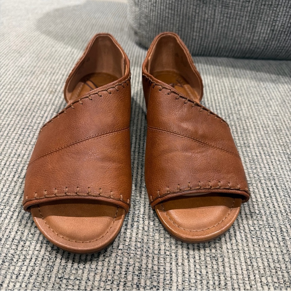 Zodiac Tan Leather Women's Sandals